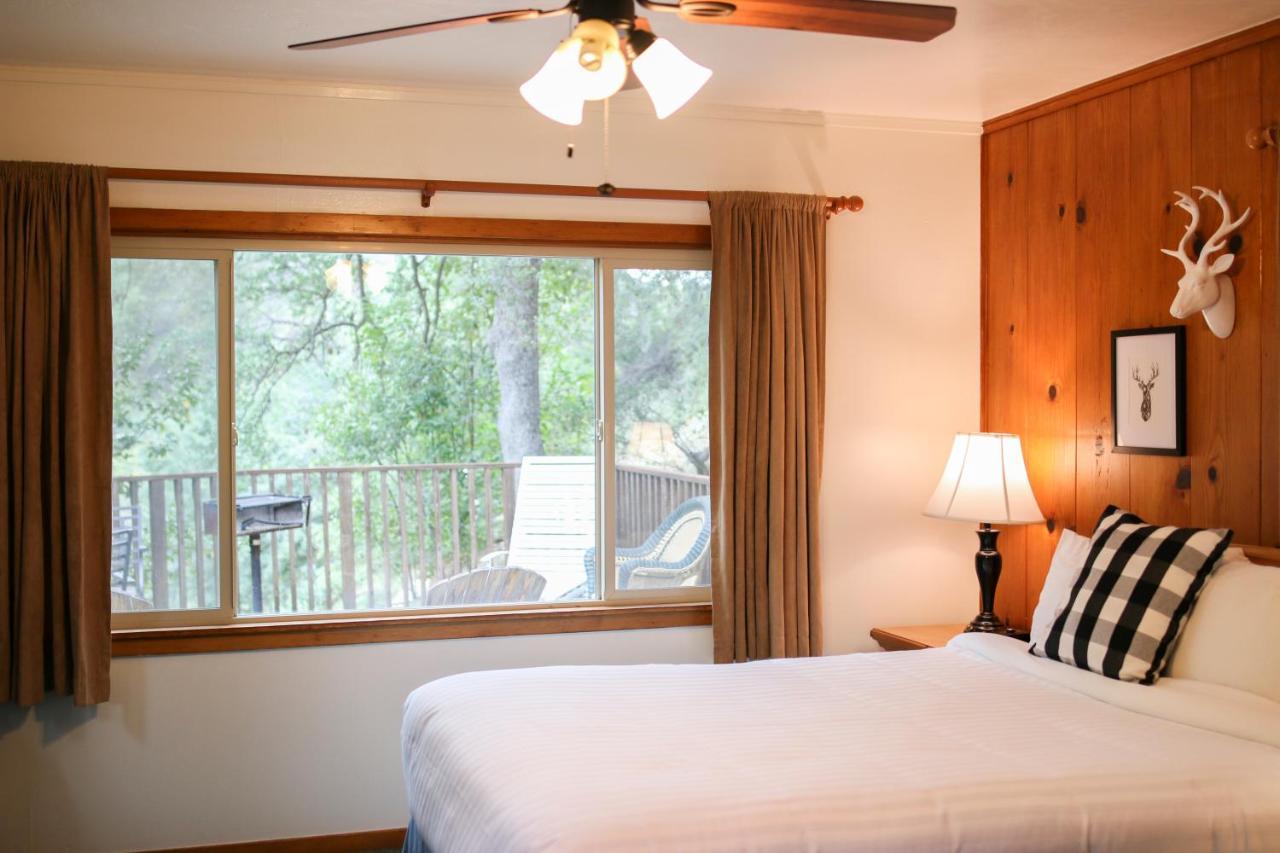 Buckeye Tree Lodge Three Rivers Exterior photo